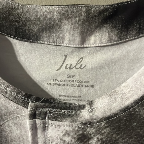 Jade Black and Gray Tie-Dye Short Sleeve Tee - Picture 3 of 6